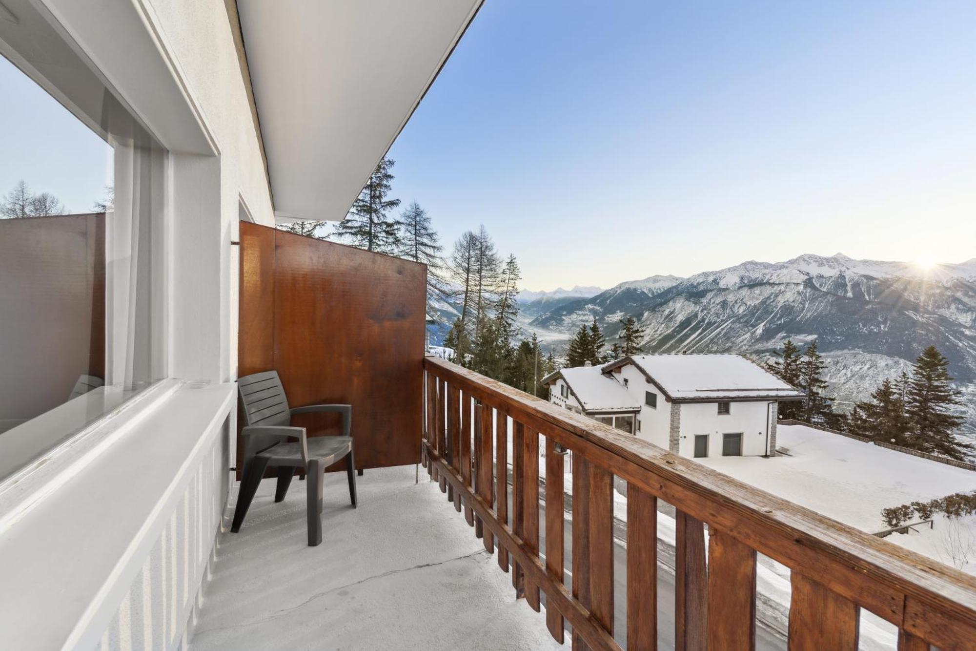 Crans Montana Suites Exterior foto